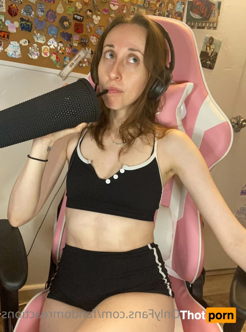 FandomReactions 14708244