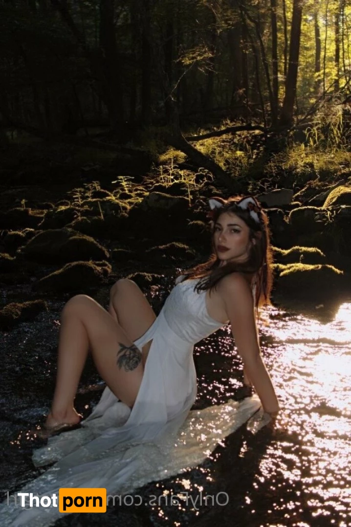 idiotcatgirl 2371682