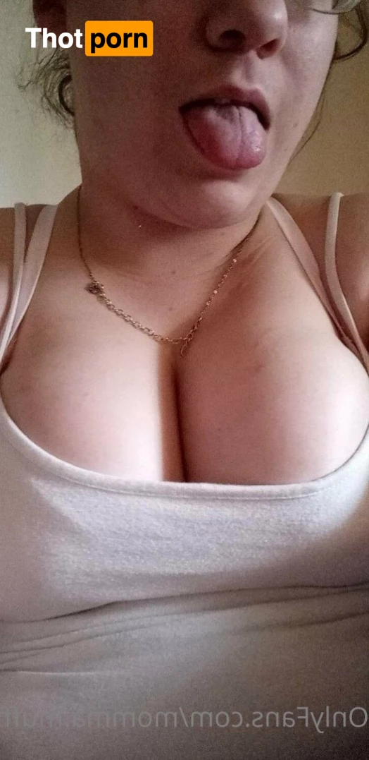 momma.muffin69 2339407