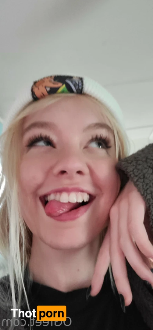 Sativa Skies 16409775