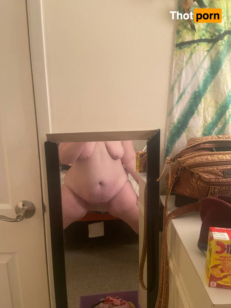 Rachel K✨🍓Top 1.1% 14570280