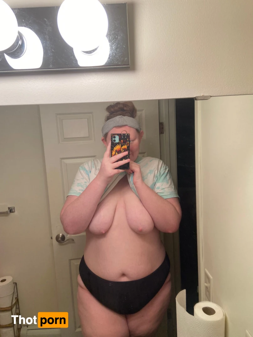 Rachel K✨🍓Top 1.1% 14570394