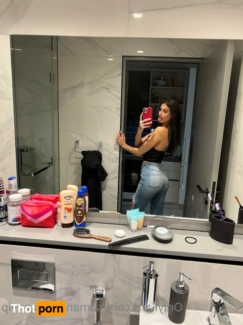 Samantha Frison 🍑 14565697