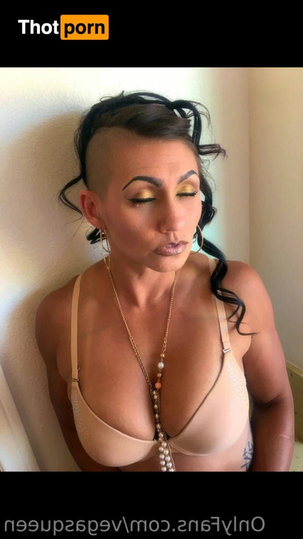 VegasQueen 💕 FREE 14475735