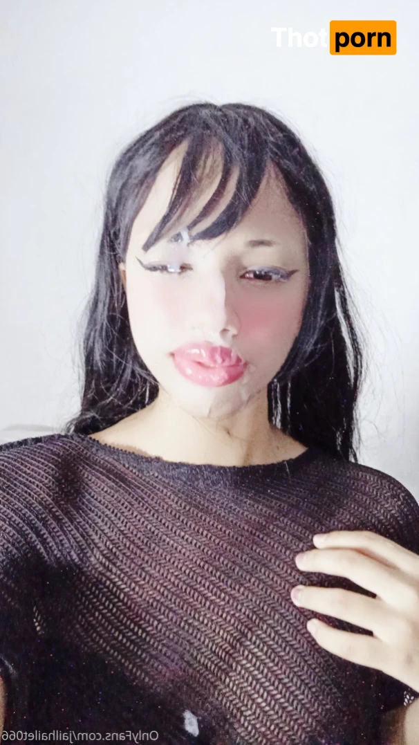 ✨Your college gf✨ 15379919