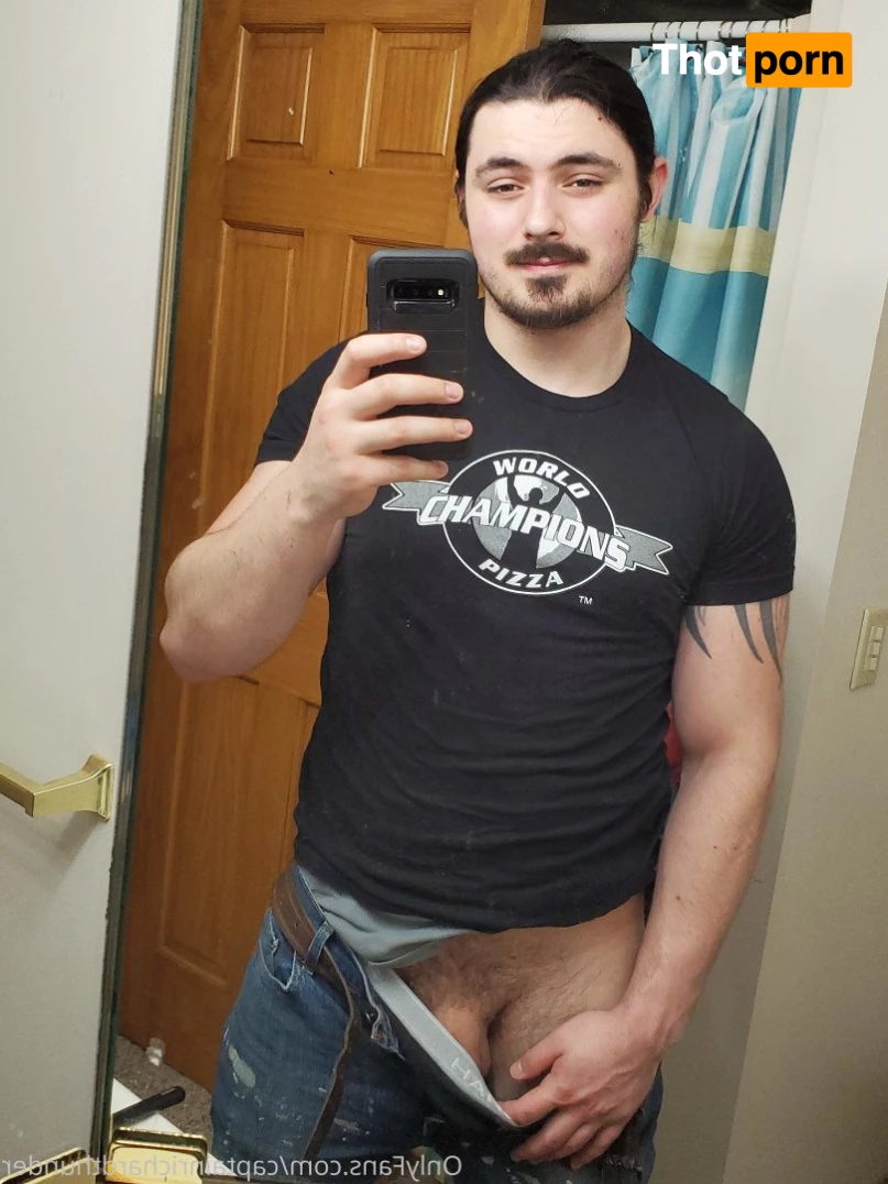 Captain Dick Thunder 3819259