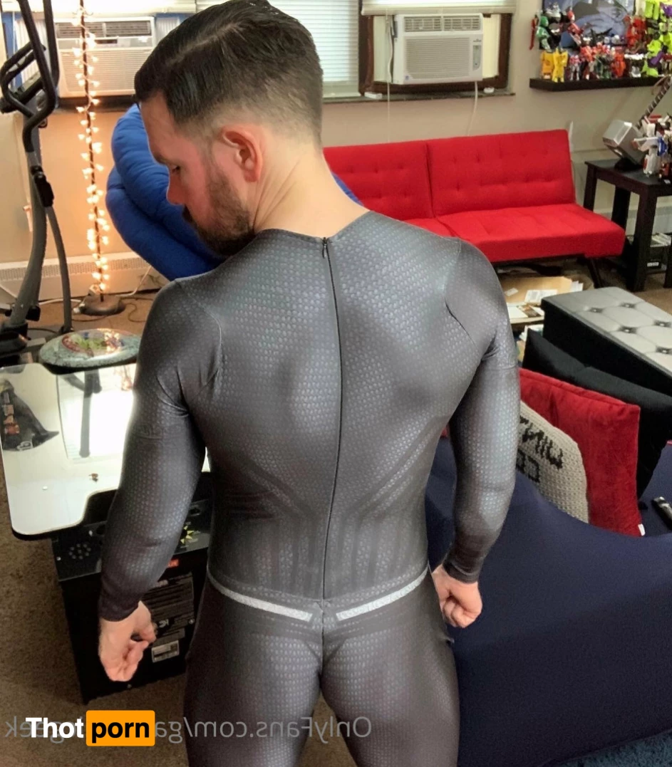 GayComicGeek 6128487