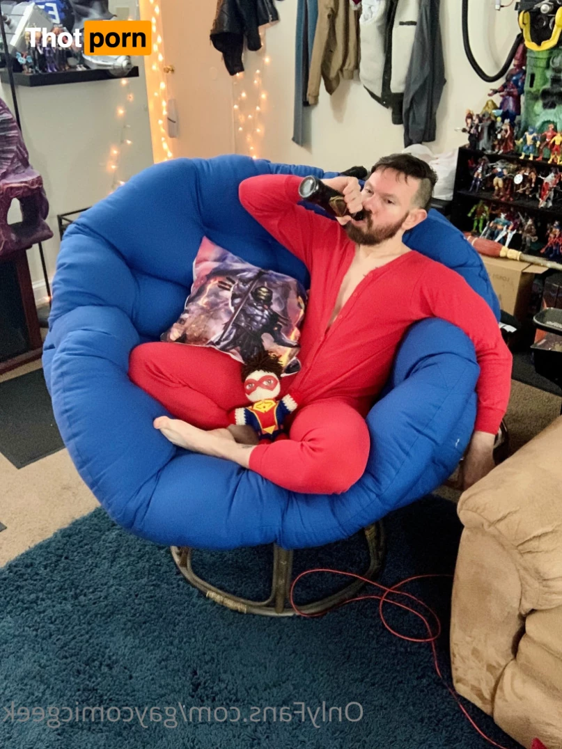 GayComicGeek 6128563