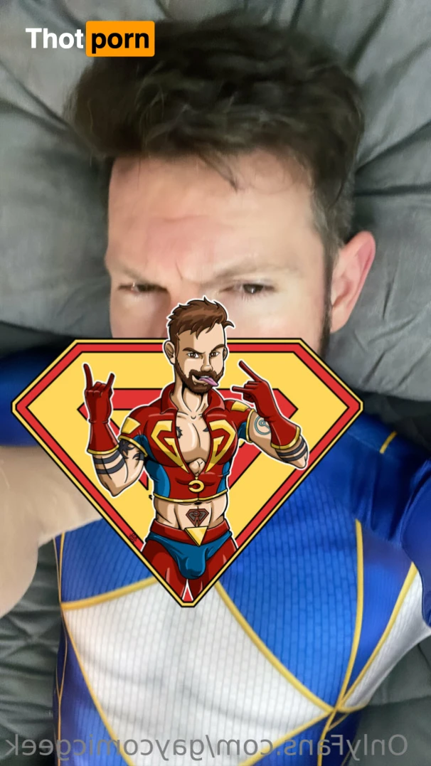 GayComicGeek 14403394