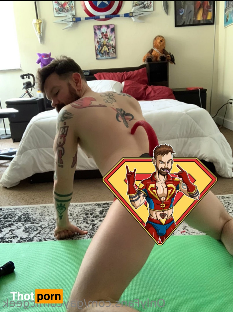 GayComicGeek 14403561