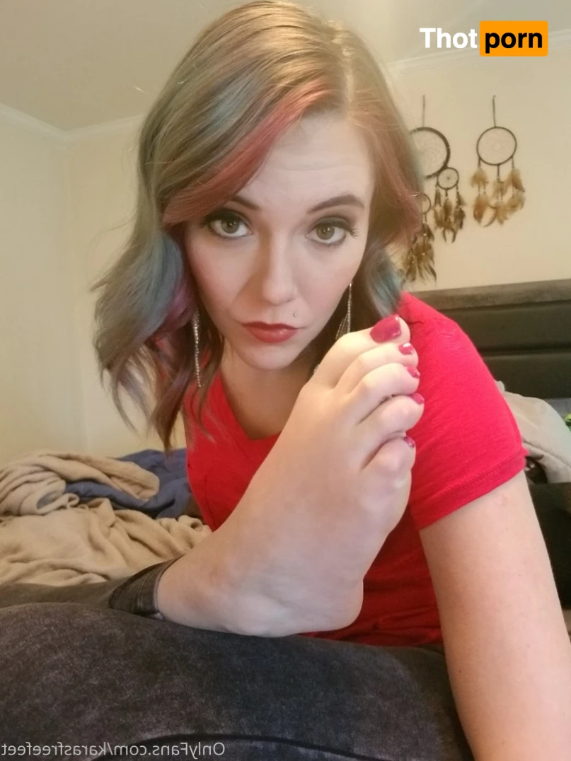 KarasFreeFeet 6116871