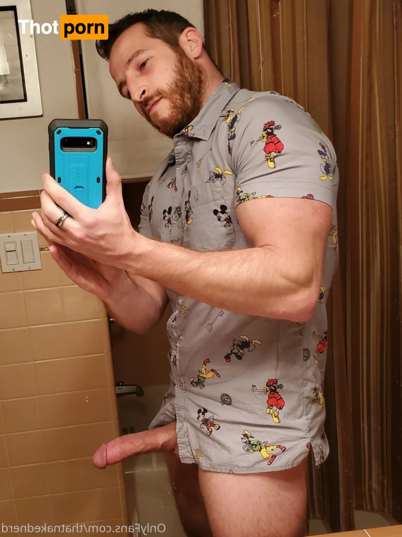 That Naked Nerd 6039490