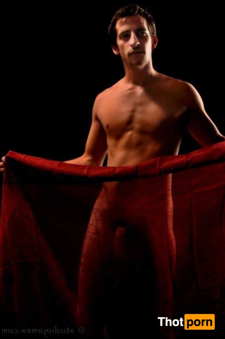 That Naked Nerd 6039585