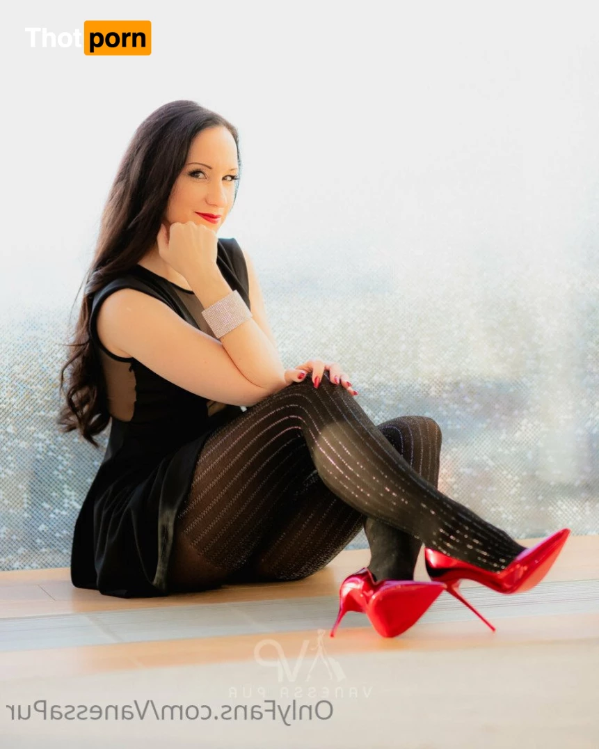 Vanessa Pur ASMR 3711839