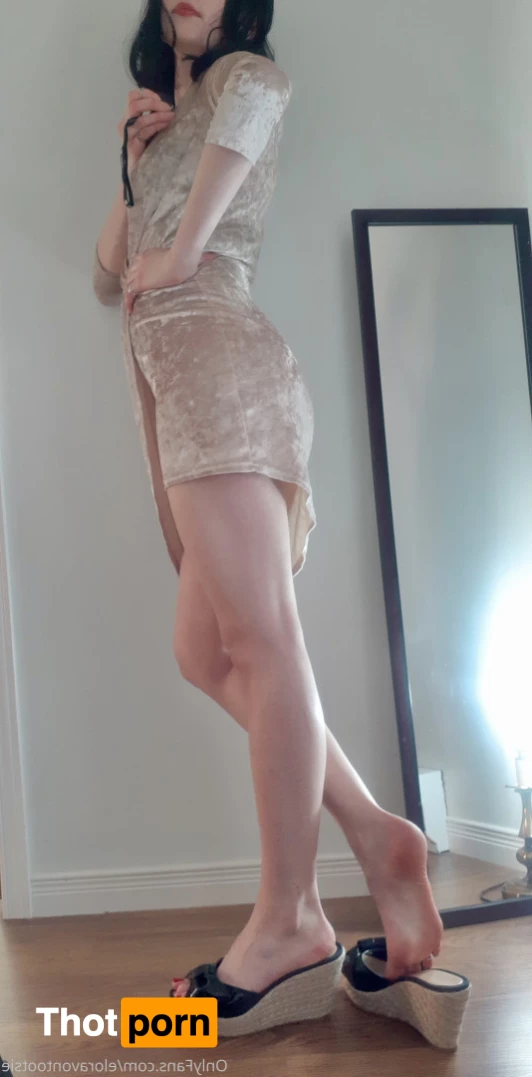 Elora von Tootsie FREE 6611444