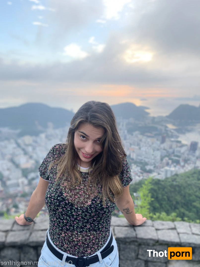 𝙄𝙧𝙤𝙣 𝙂𝙞𝙧𝙡 14176963