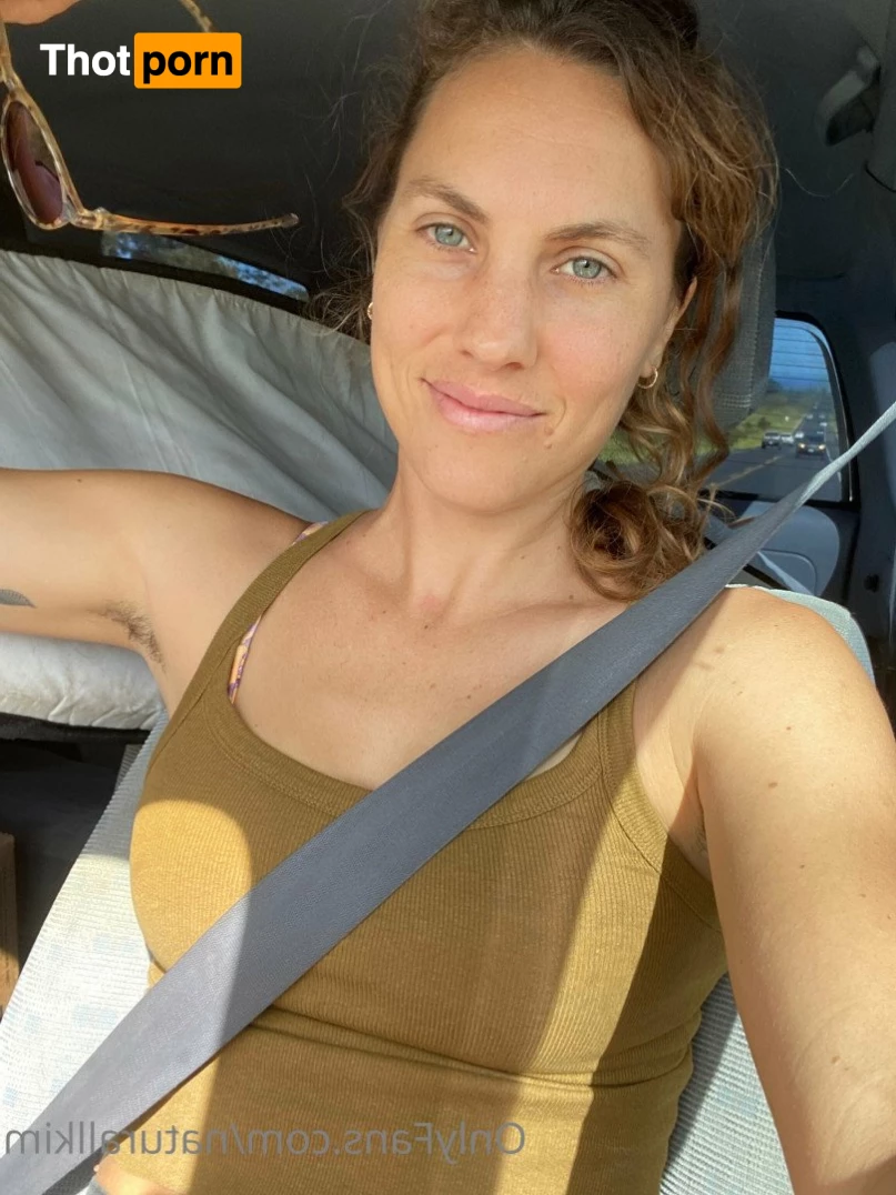 Naturall Kim 2335359