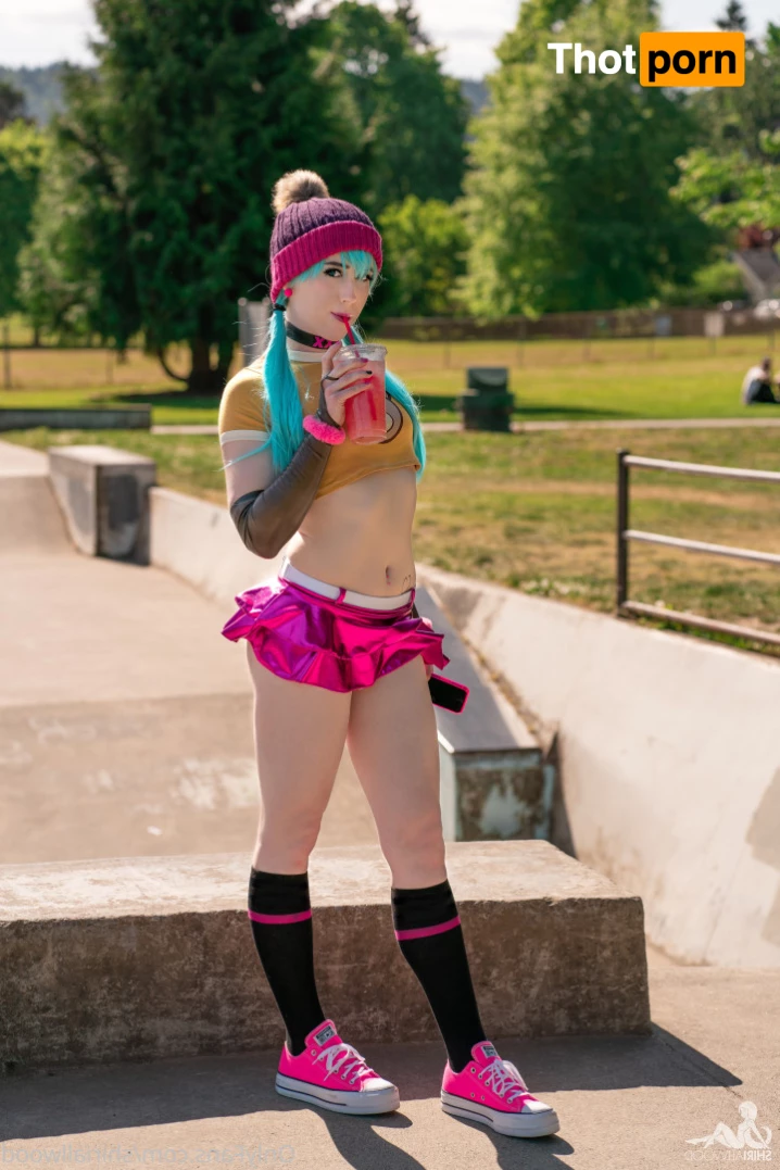 Shiri Allwood 6108688