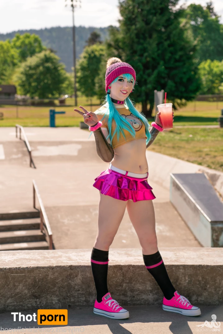 Shiri Allwood 6108724