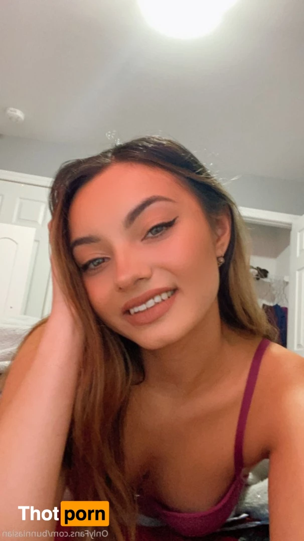 Mila Morrison🐰 3824194