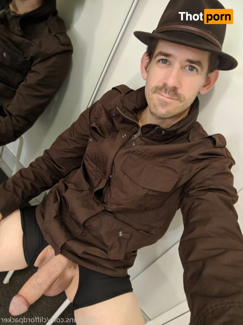 Cliffordpacker 13879757