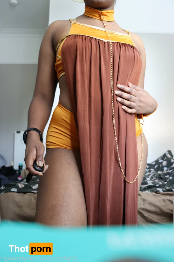 CreamyBrownGirl 16128333