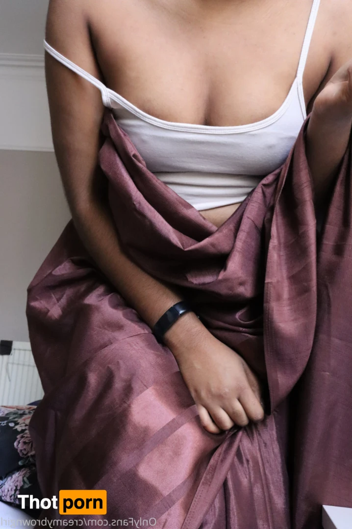 CreamyBrownGirl 16145327