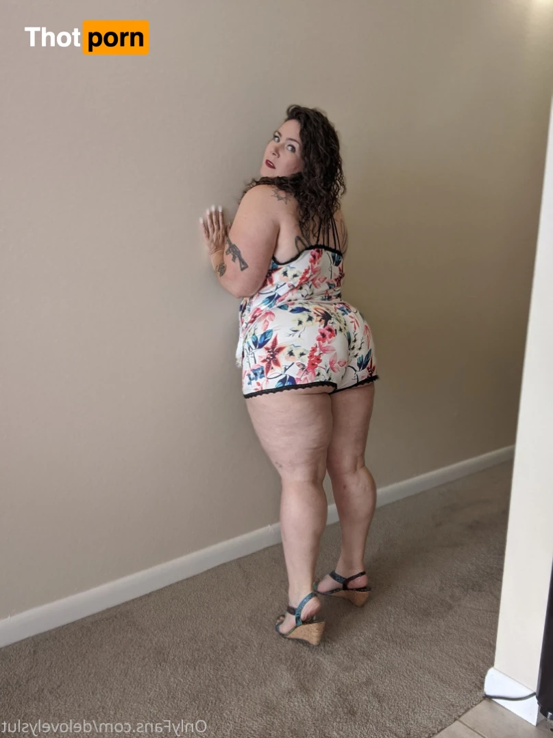 BIG BOOTY SEXTER 14678764