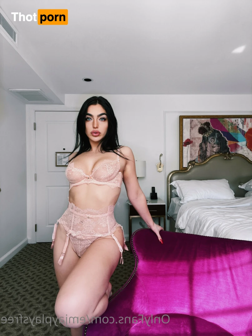 Emjayplaysfree 13839698