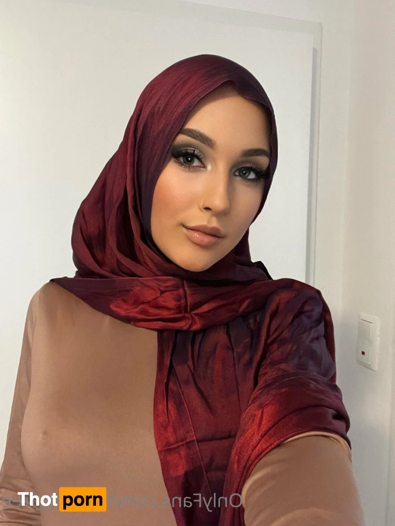 fareeha ❤️ 3870526