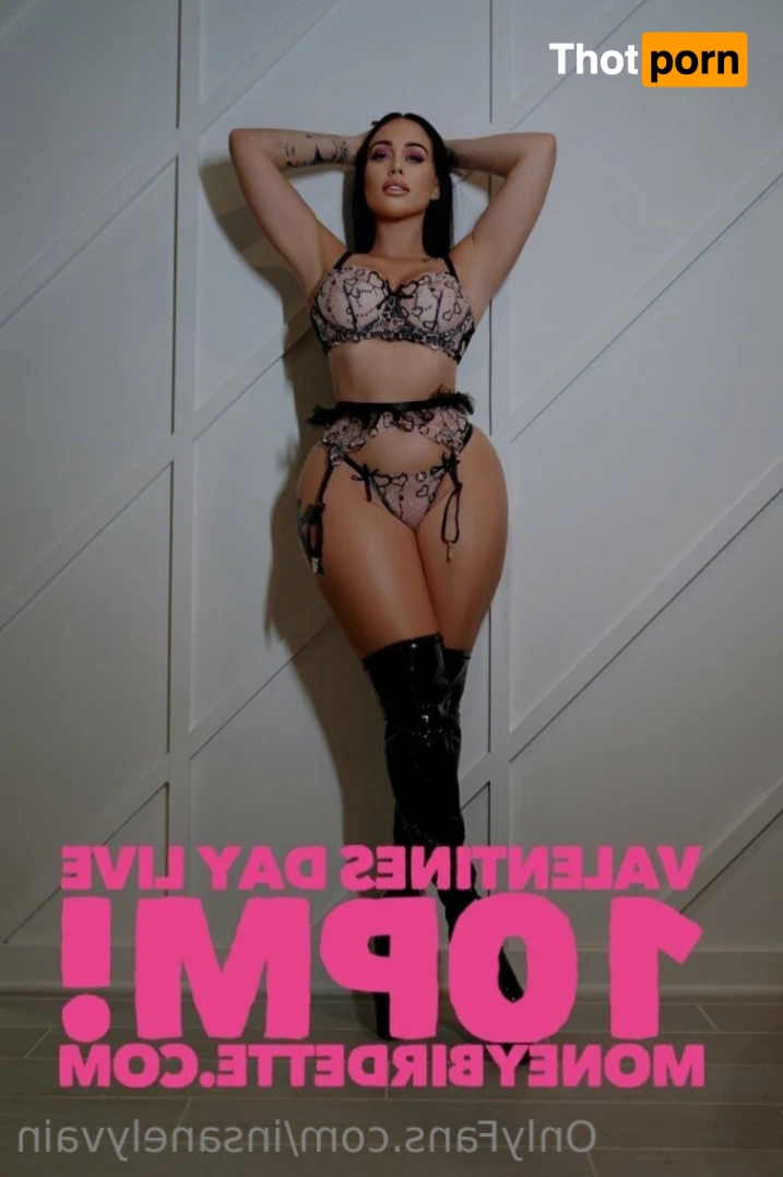 Insanelyvain 13695971