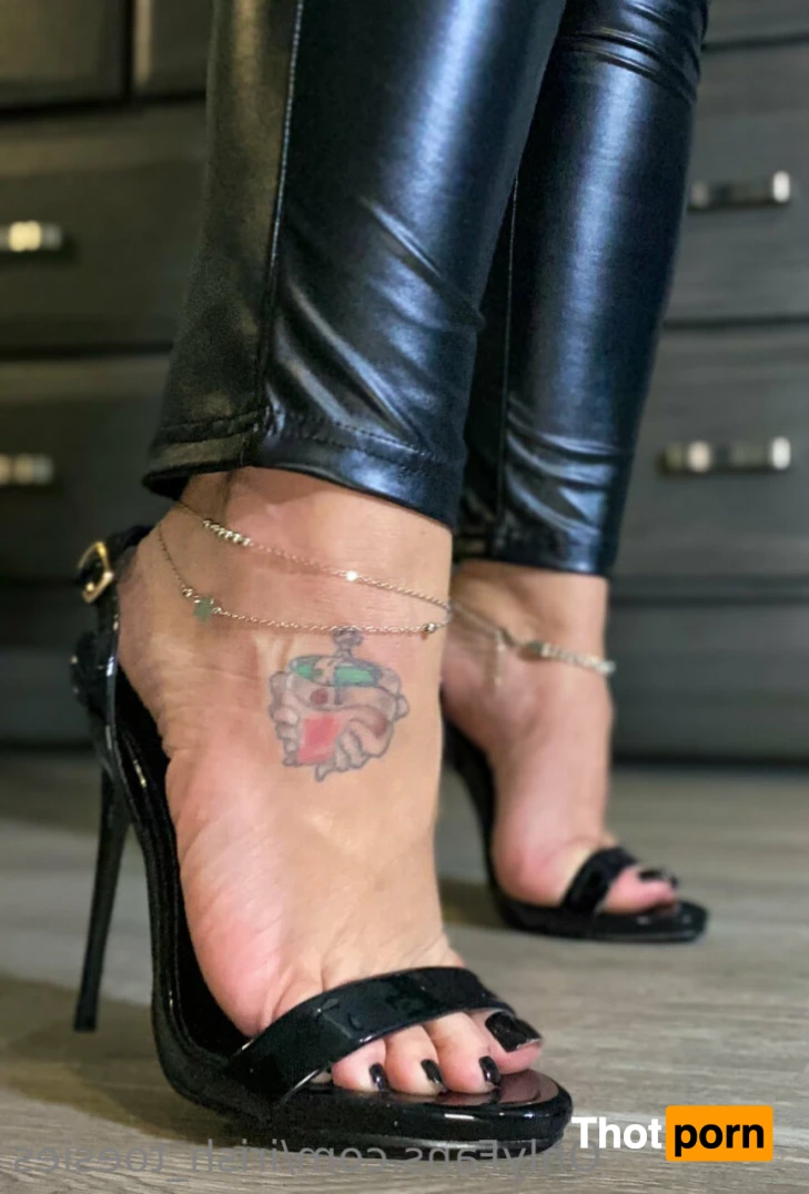 Irishtoesies_free 13691953