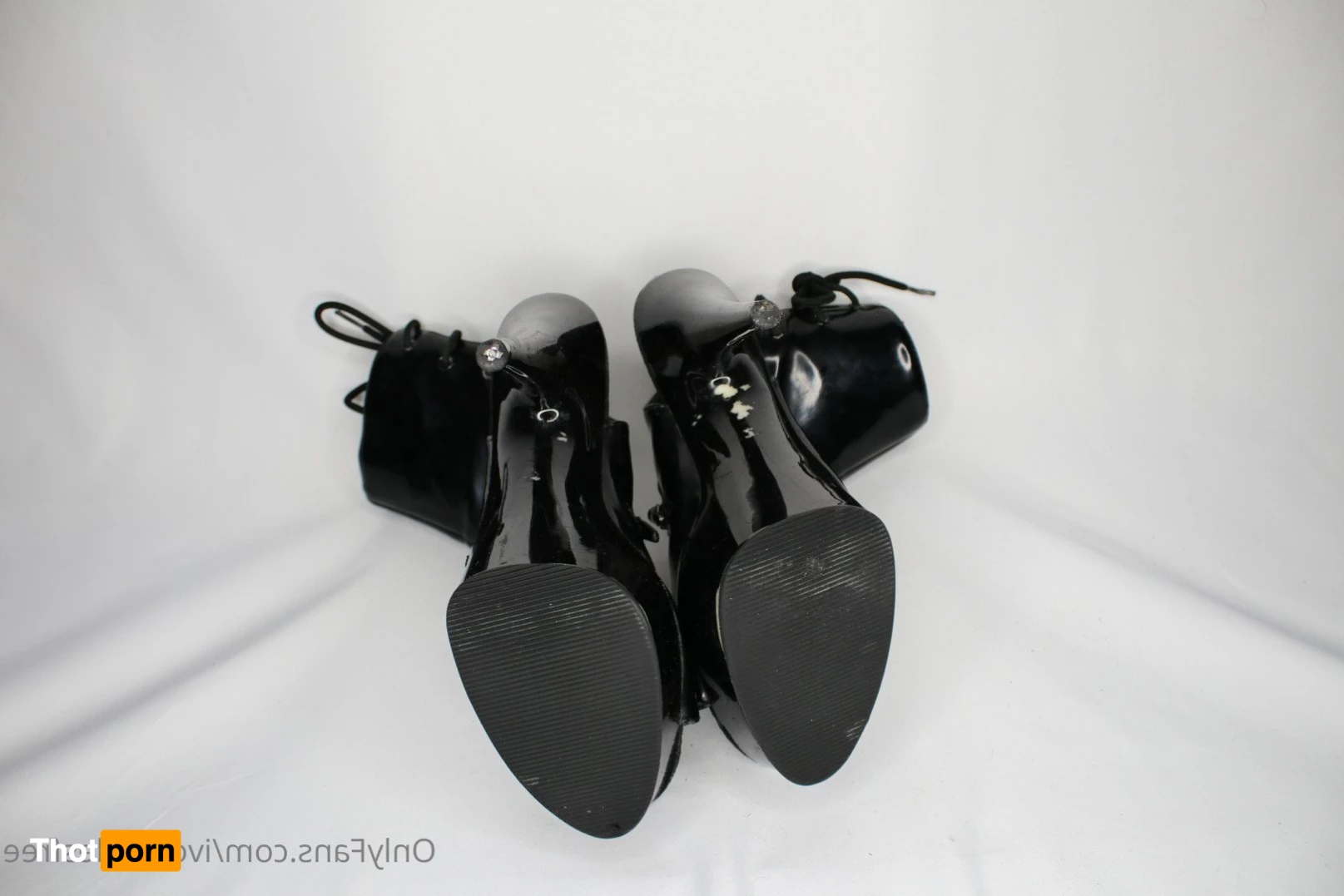 Goddess Ivory 3940329