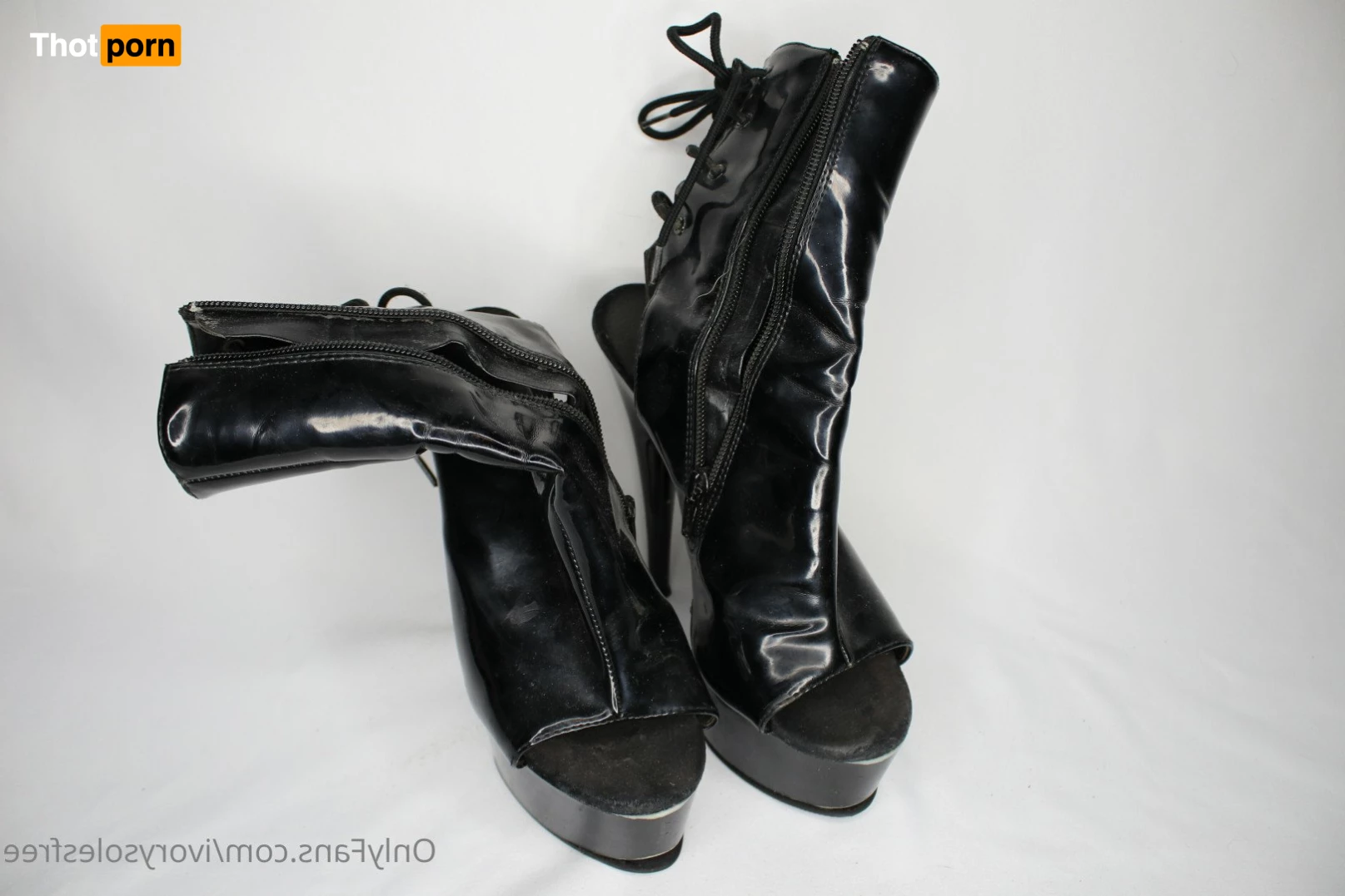 Goddess Ivory 3943560