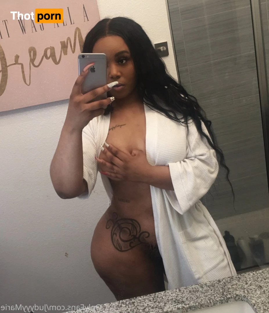 Fattest Ass On 0nlyf@nz 3786307