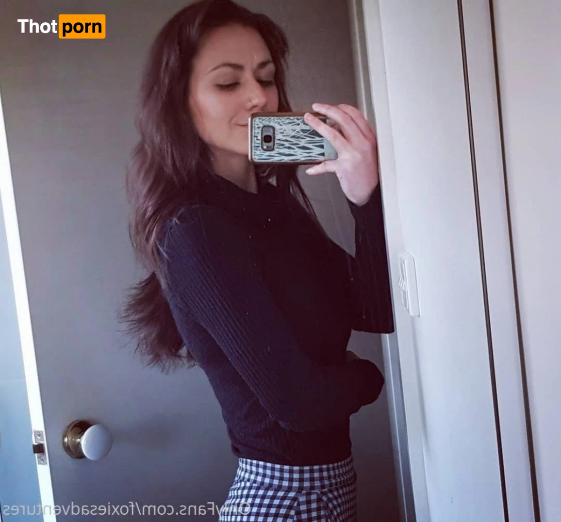 🦊 🎀 Miss Fox 2306541