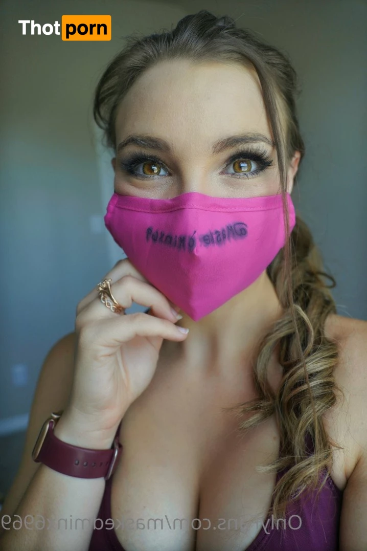 MaskedMinx69 2297637