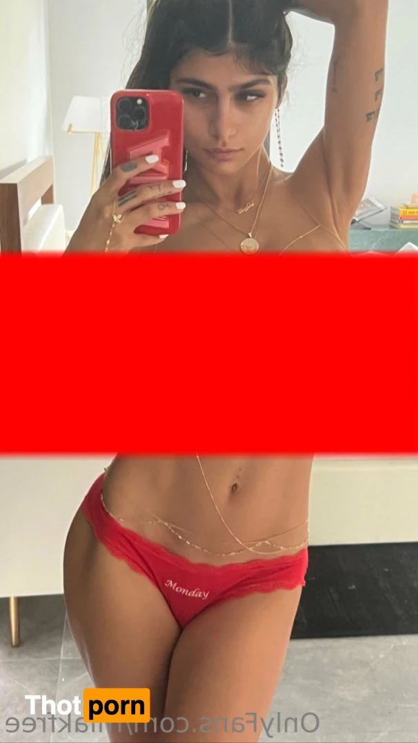 Mia Khalifa 13563189