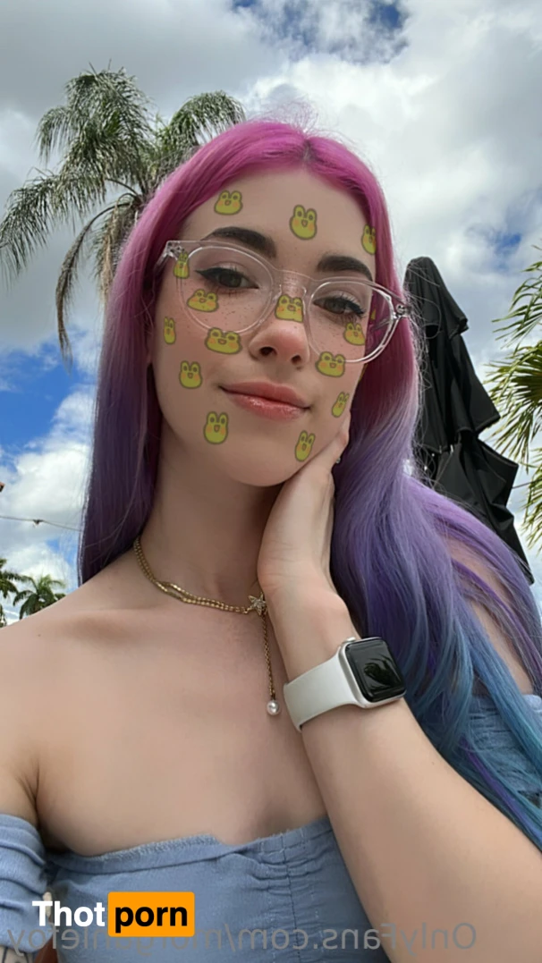 MorganLeFoy 13530671