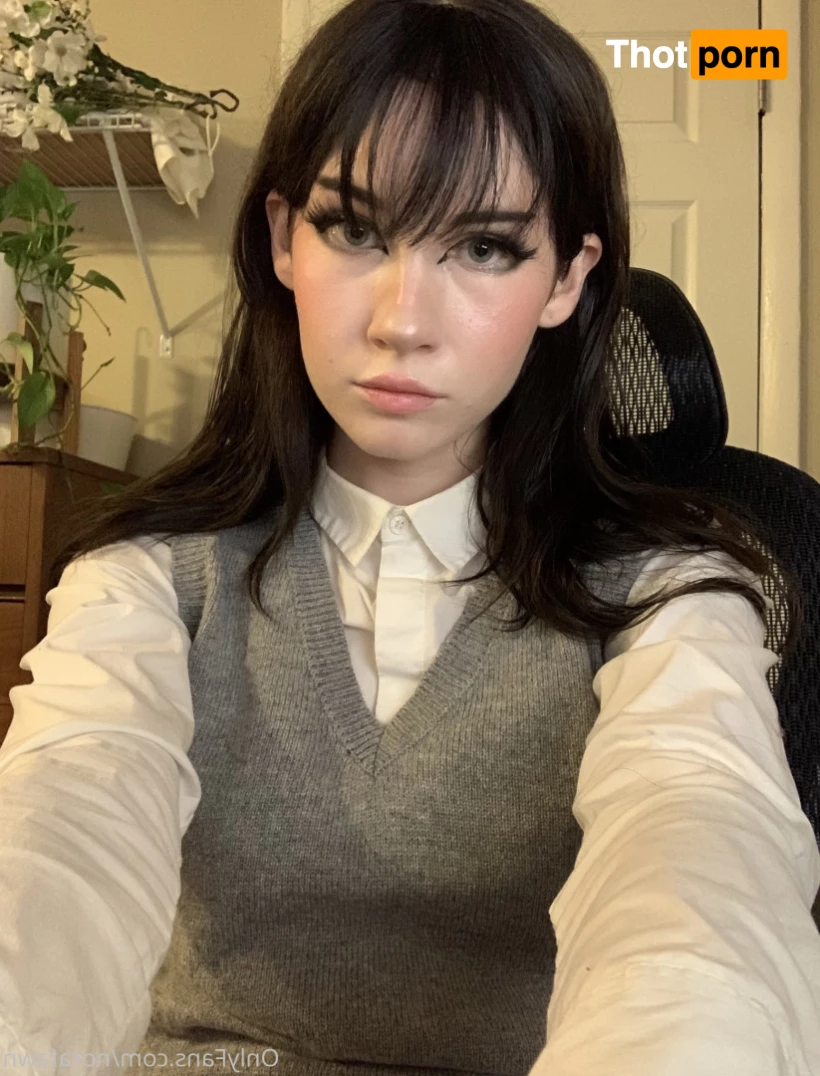 Nora Fawn 6449206