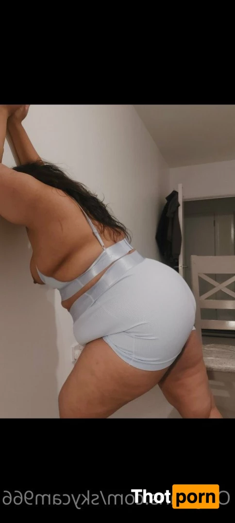 Plus Size Queen 2298536