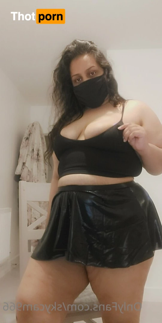 Plus Size Queen 6334781