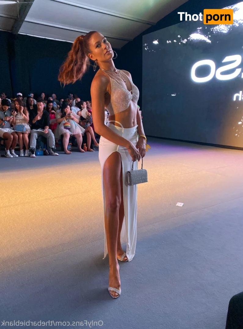 Barbie Blank 15686635