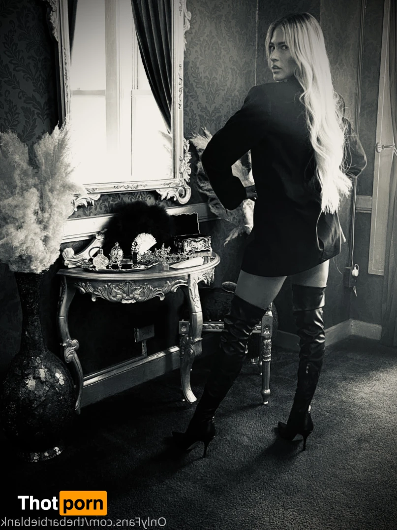 Barbie Blank 15690131