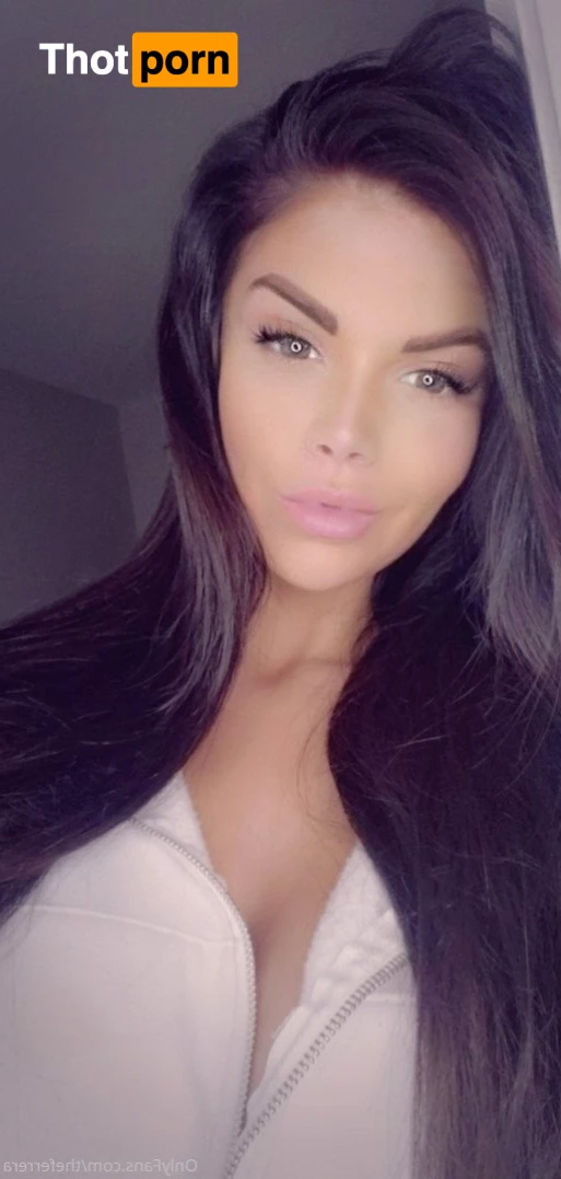 Katia Ferrera 4038354