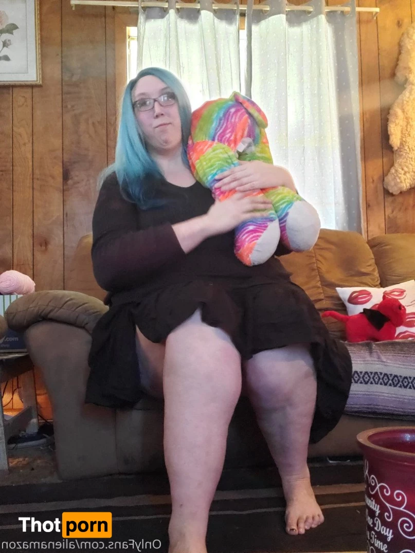 The Alien Amazon👽💜👽 3791067