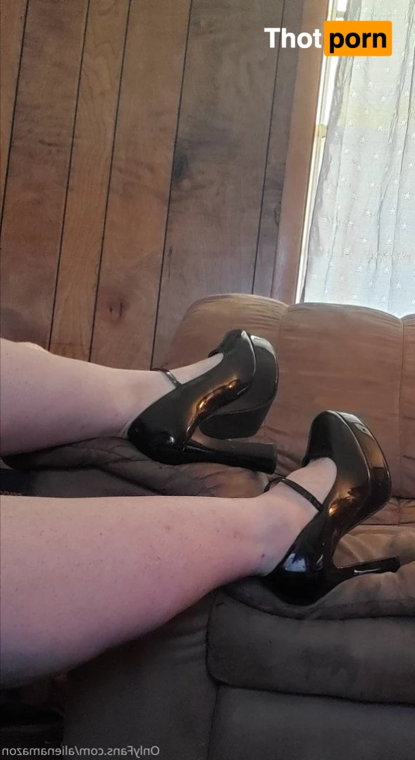 The Alien Amazon👽💜👽 3791558