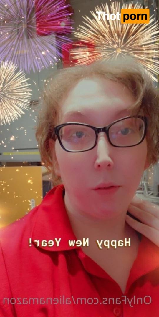 The Alien Amazon👽💜👽 3791757