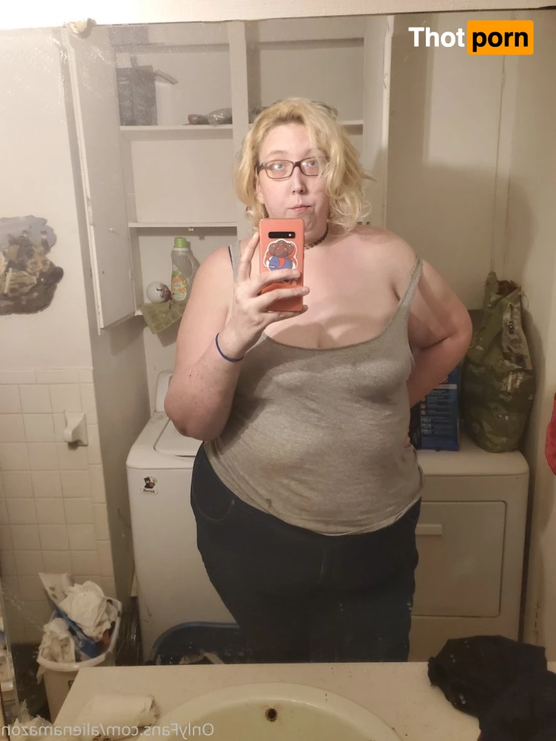 The Alien Amazon👽💜👽 3791948