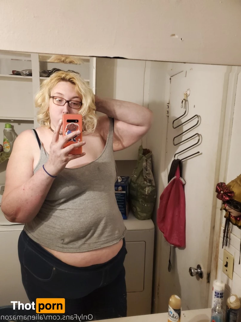 The Alien Amazon👽💜👽 3792580